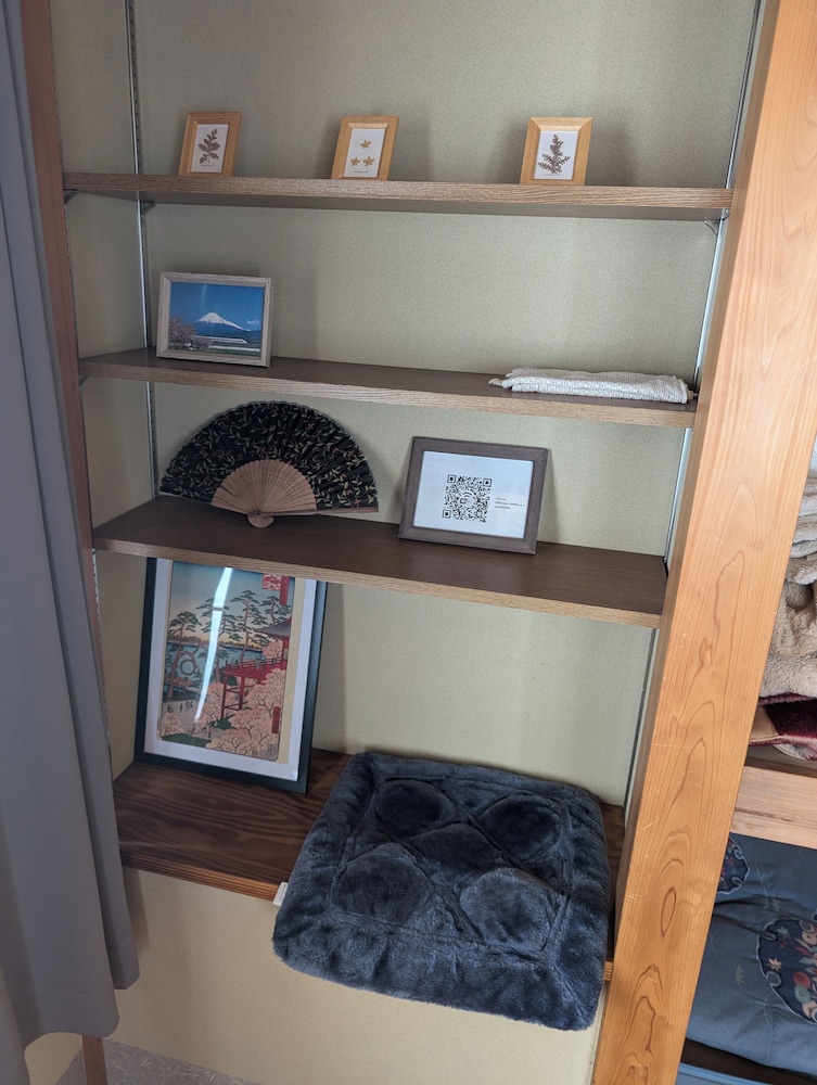 クラシック ダブルルーム 禁煙 共用バスルーム 客室1 | Private rooms in togo beach side house