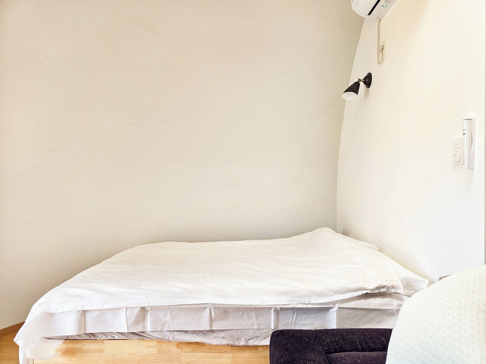 スーペリア スタジオ コートヤードビュー 客室6 | 湊乃里