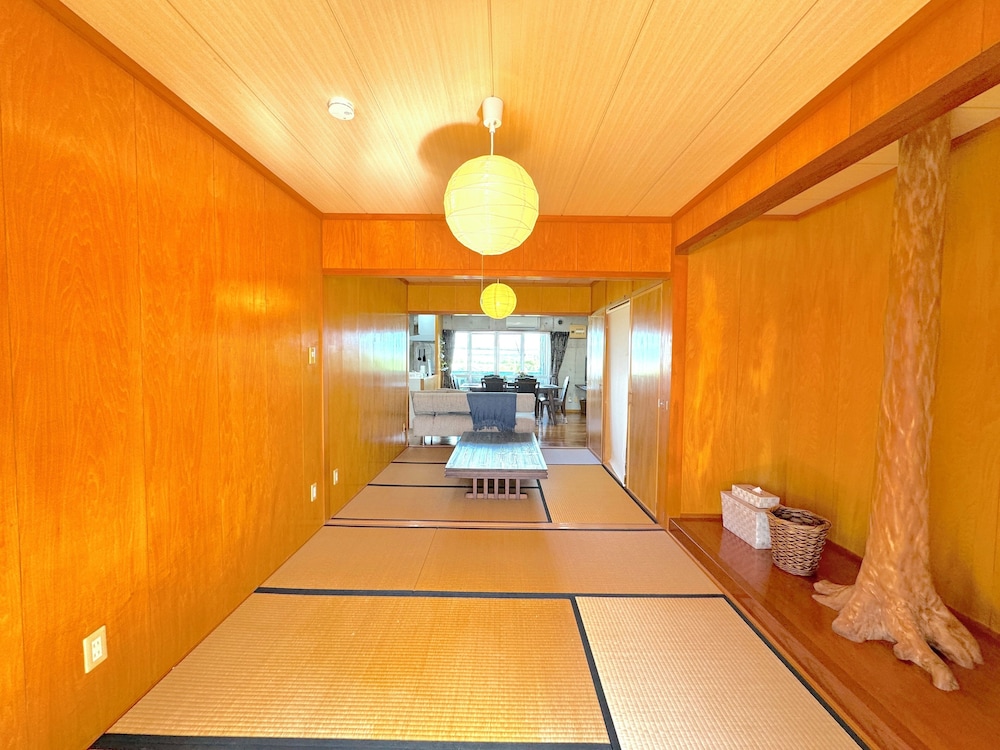 デラックス デュープレックス シティビュー 客室12 | ANGO ISHIGAKIJIMA 1