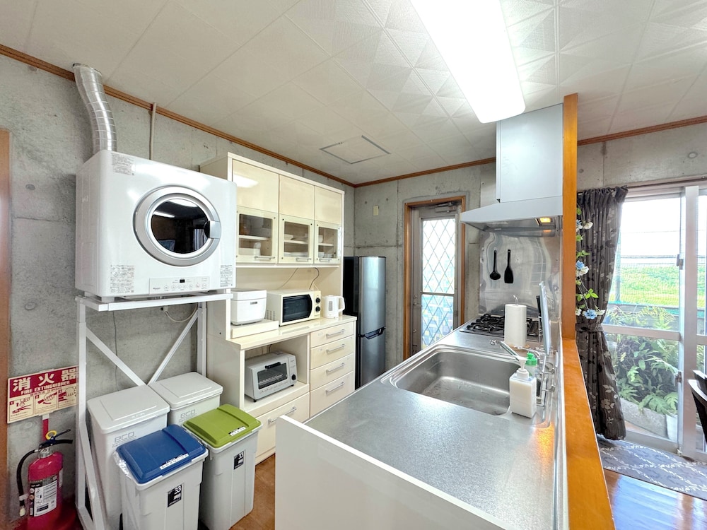 デラックス デュープレックス シティビュー 専用キッチン0 | ANGO ISHIGAKIJIMA 1