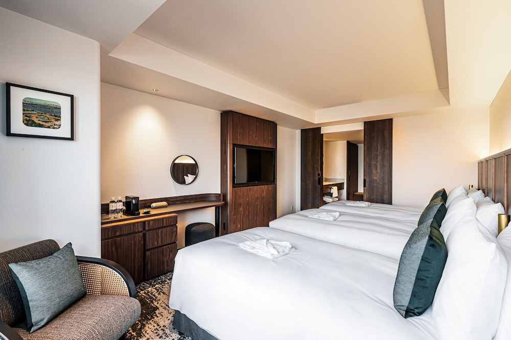 デラックストリプルルーム 低層階 禁煙 客室1 | THE GATE HOTEL 横浜 by HULIC