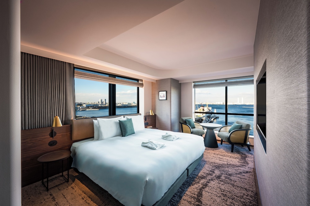 デラックスコーナーキングルーム 高層階 禁煙 | THE GATE HOTEL 横浜 by HULIC