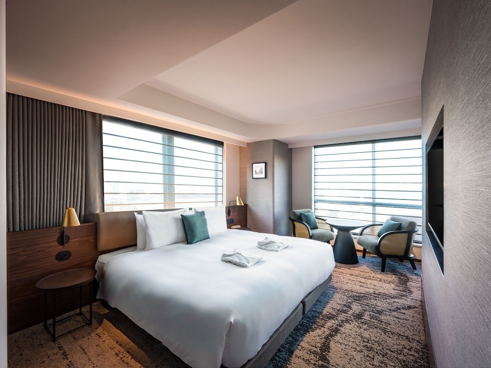 デラックスコーナーキングルーム 低層階 禁煙 | THE GATE HOTEL 横浜 by HULIC