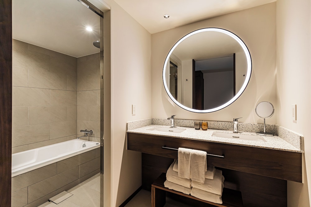 デラックスツインルーム 低層階 禁煙 バスルーム0 | THE GATE HOTEL 横浜 by HULIC