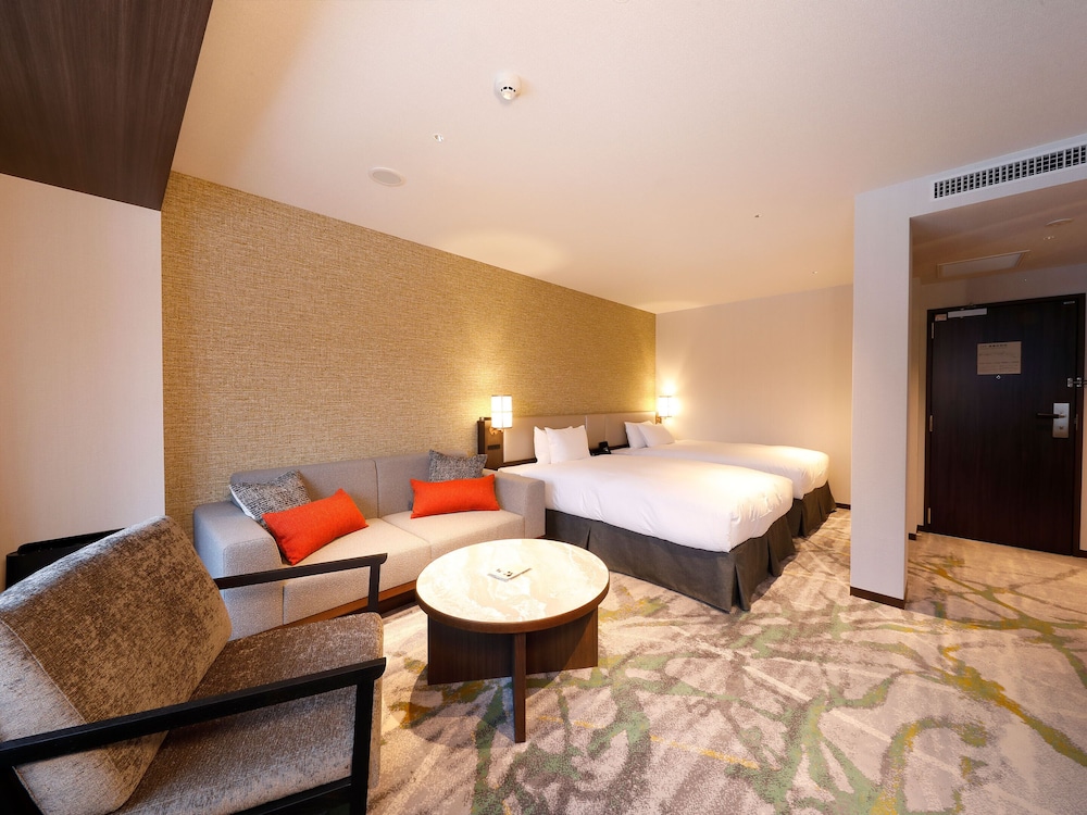 Junior Suite 40m² 禁煙 フレンチディナー 客室2 | エグゼクティブスイート翠嶺