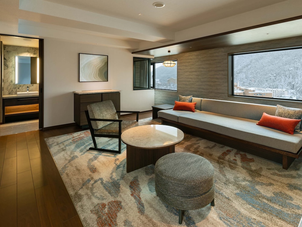 Premier Suite [View Bath] 60m² 禁煙 フレンチディナー | エグゼクティブスイート翠嶺