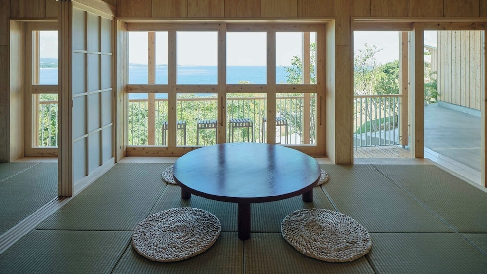 (Sea) 和室/キング 禁煙 客室1 | YAWN YARD Kouri Island