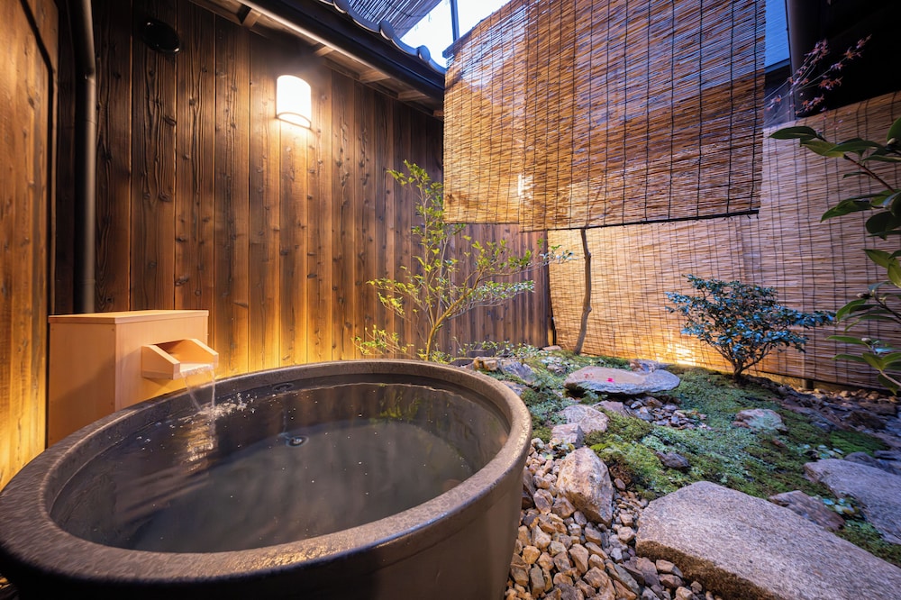 ダブルルーム キングベッド 1 台 客室4 | Nazuna 京都 東本願寺