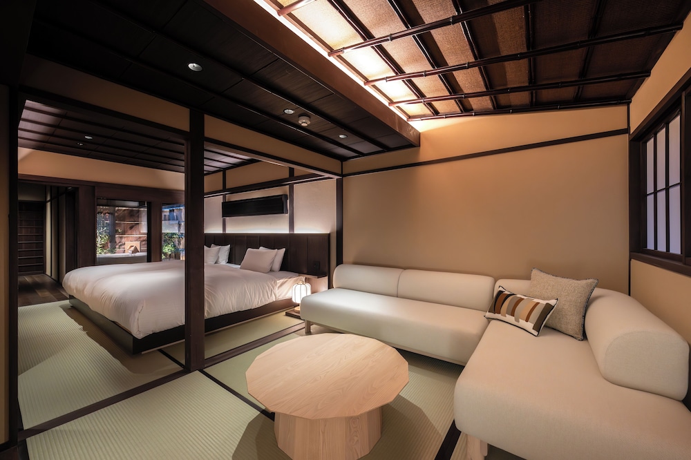ツインルーム ダブルベッド 2 台 客室3 | Nazuna 京都 東本願寺