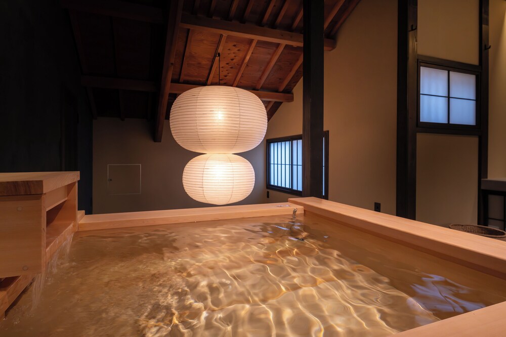 ラグジュアリー ツインルーム 客室1 | Nazuna 京都 東本願寺