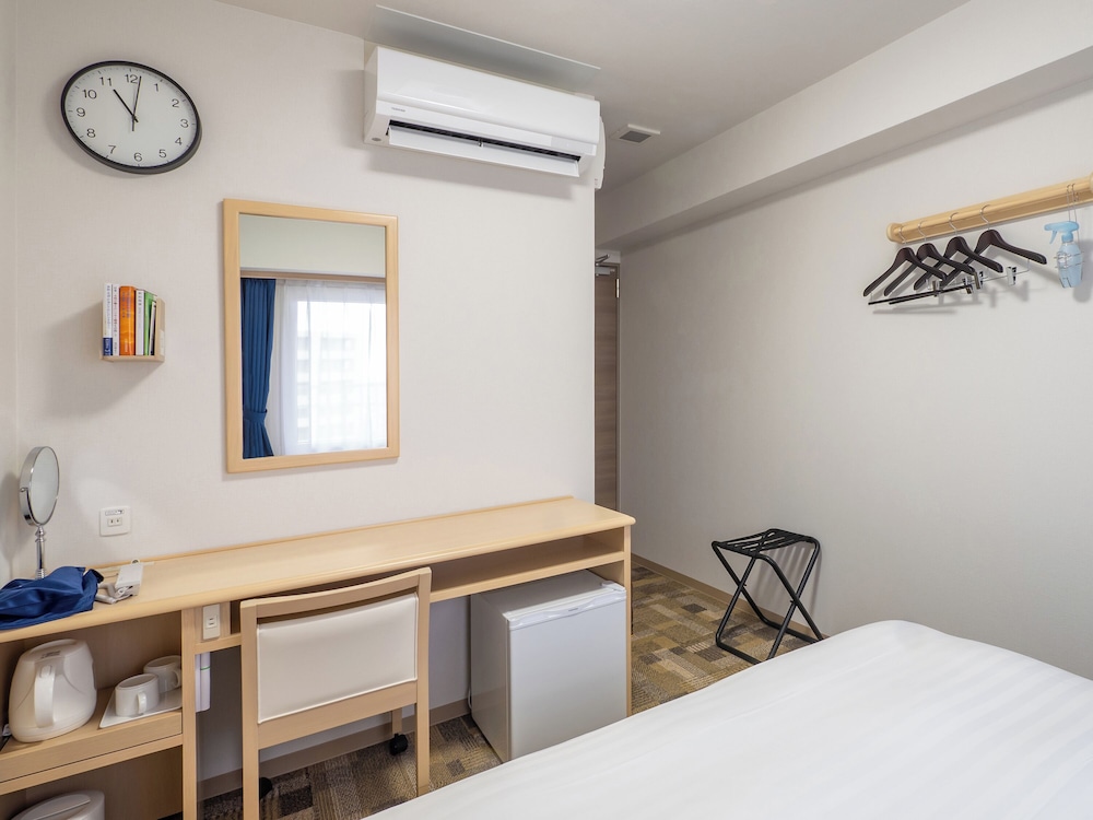 エコノミー ダブルルーム 喫煙可 客室1 | 東横 INN 鳥取駅北口