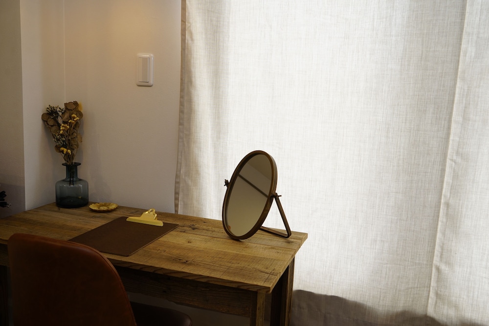 デザイン 4 人部屋 客室4 | wanderlust STAY