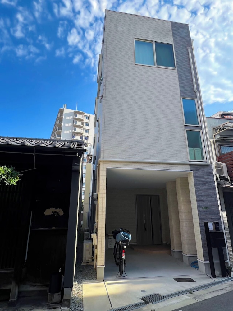 メインイメージ | 嵐鶴橋 メインイメージ | 嵐鶴橋