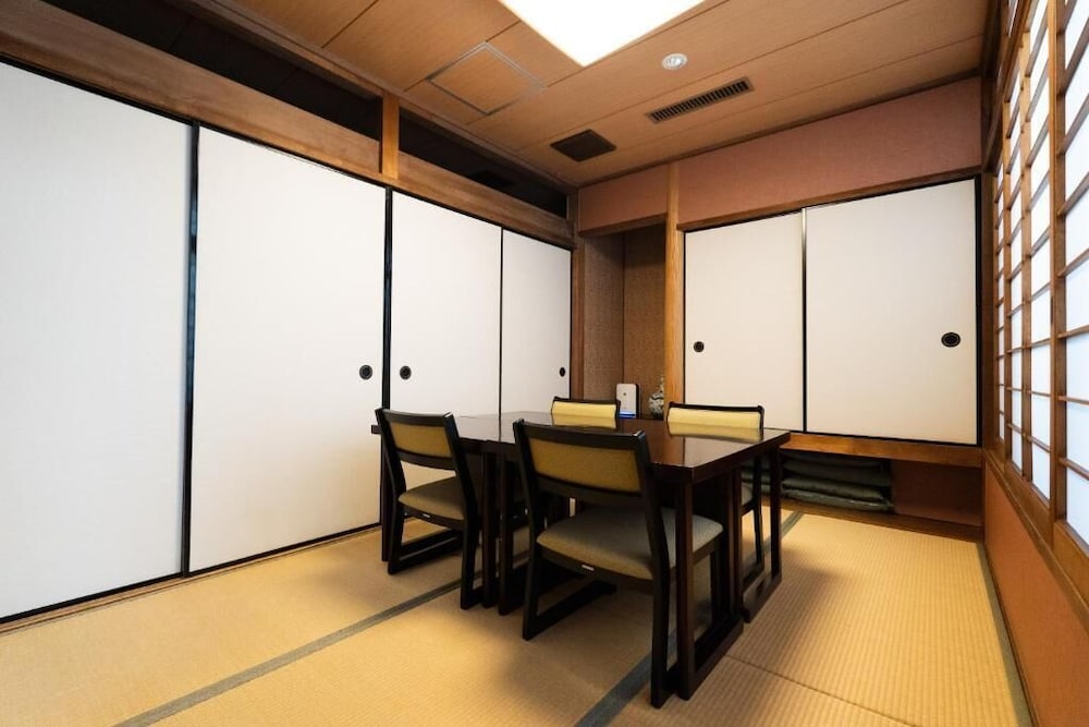 レストラン1 | ビジネスホテルうえの