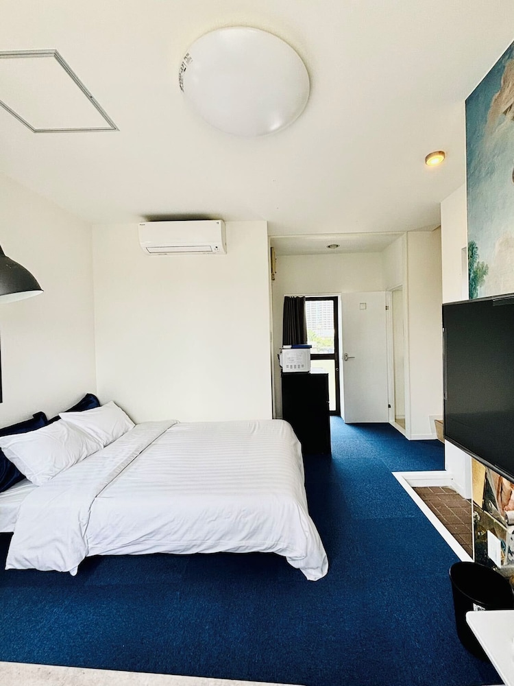 クラシック スタジオ 禁煙 シティビュー 客室12 | GLOU Shinjuku Family