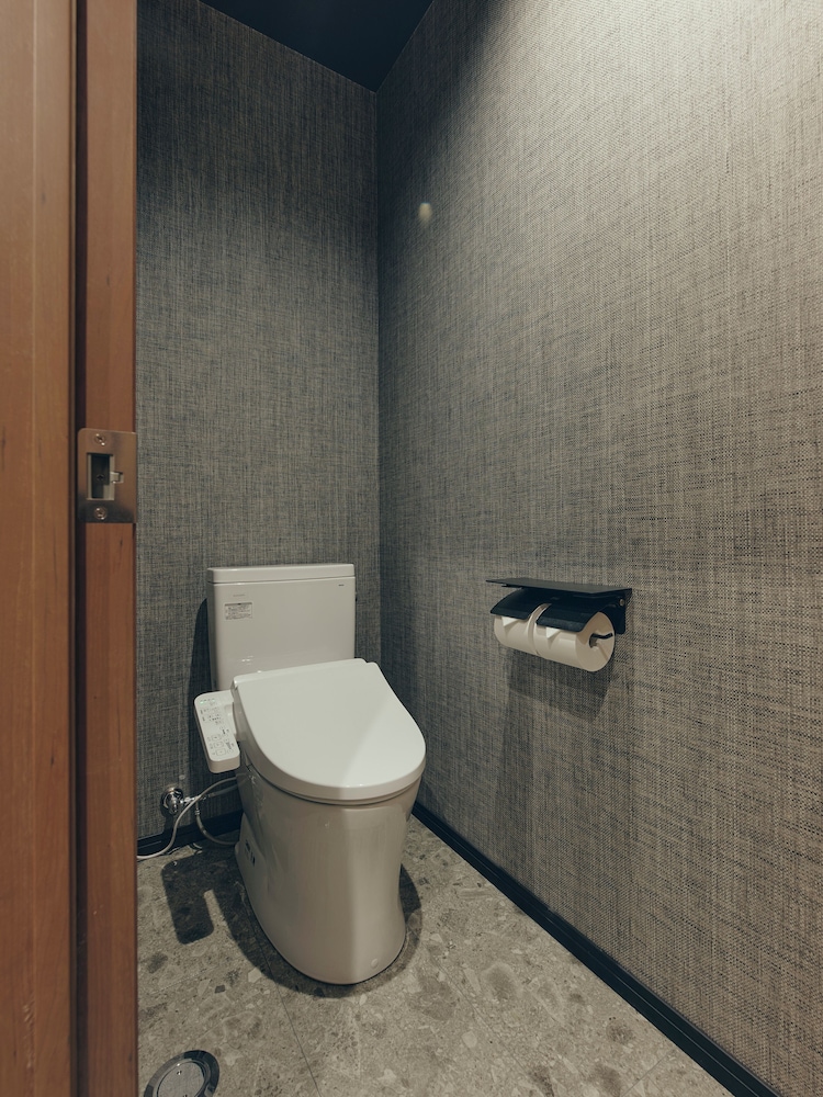 スーペリア スタジオスイート バスルーム4 | illi Surp Shiba-Park