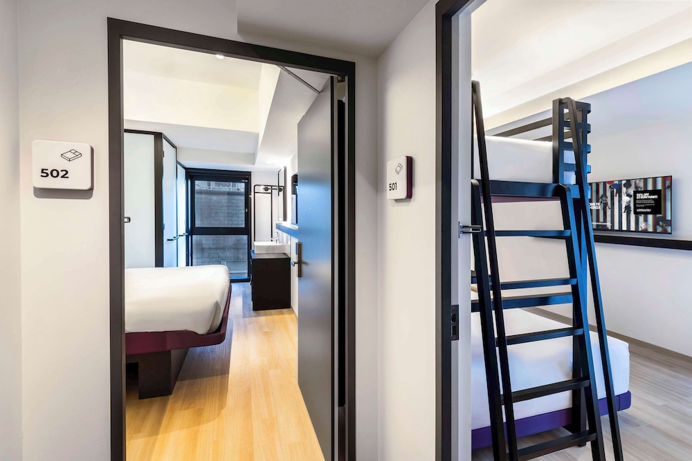 ファミリー ルーム | YOTEL Tokyo Ginza