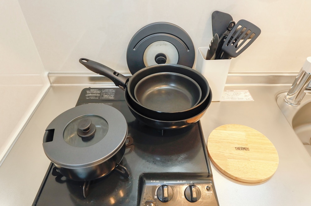 2名収容 禁煙 専用キッチン2 | LIVION V 幡ヶ谷 by Tranova