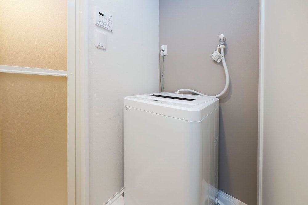 ランドリー ルーム1 | LIVION V 幡ヶ谷 by Tranova ランドリー ルーム1 | LIVION V 幡ヶ谷 by Tranova