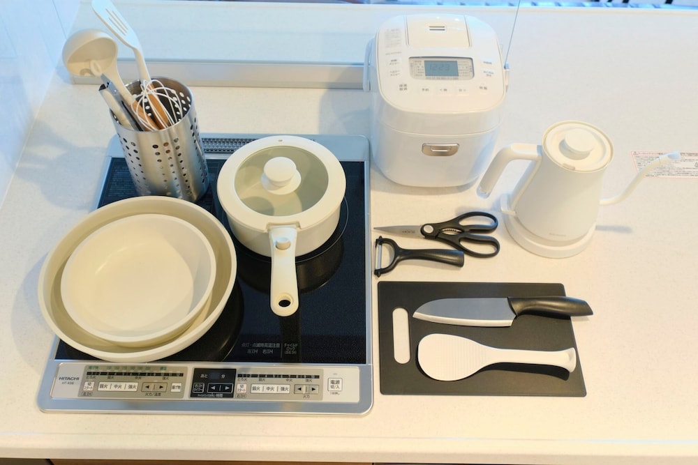 B-2 (6名収容) 禁煙 専用キッチン1 | MODELLO 三軒茶屋 by Tranova