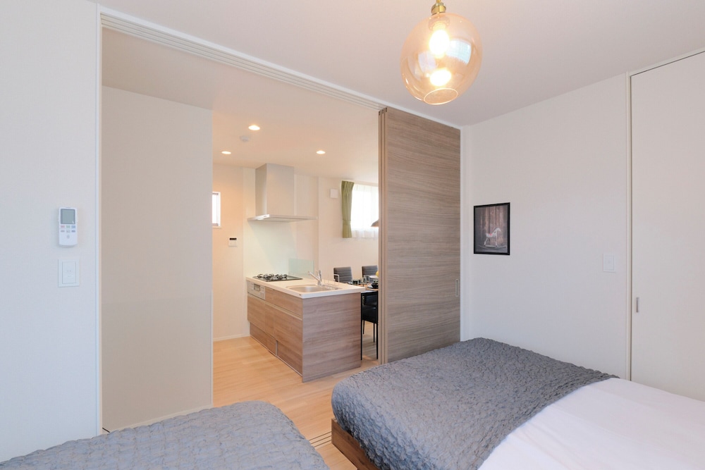 Aタイプ (6名収容) 禁煙 客室7 | エブリネット新宿 II by Tranova