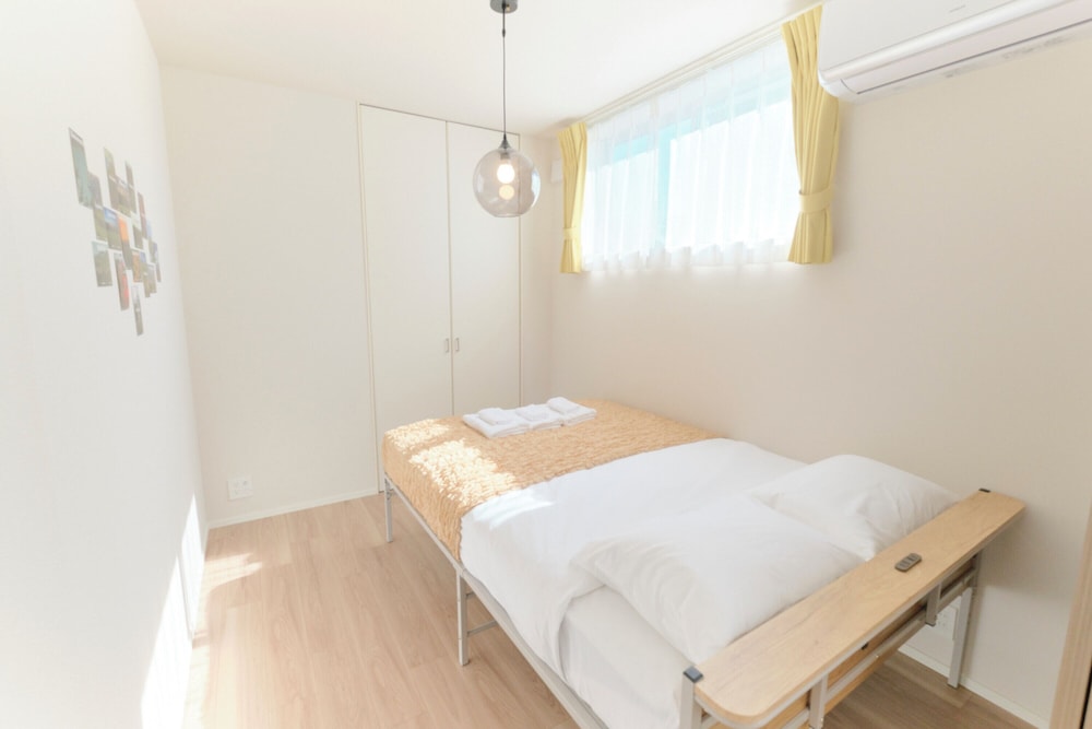 Bタイプ (5名収容) 禁煙 客室2 | エブリネット新宿 II by Tranova