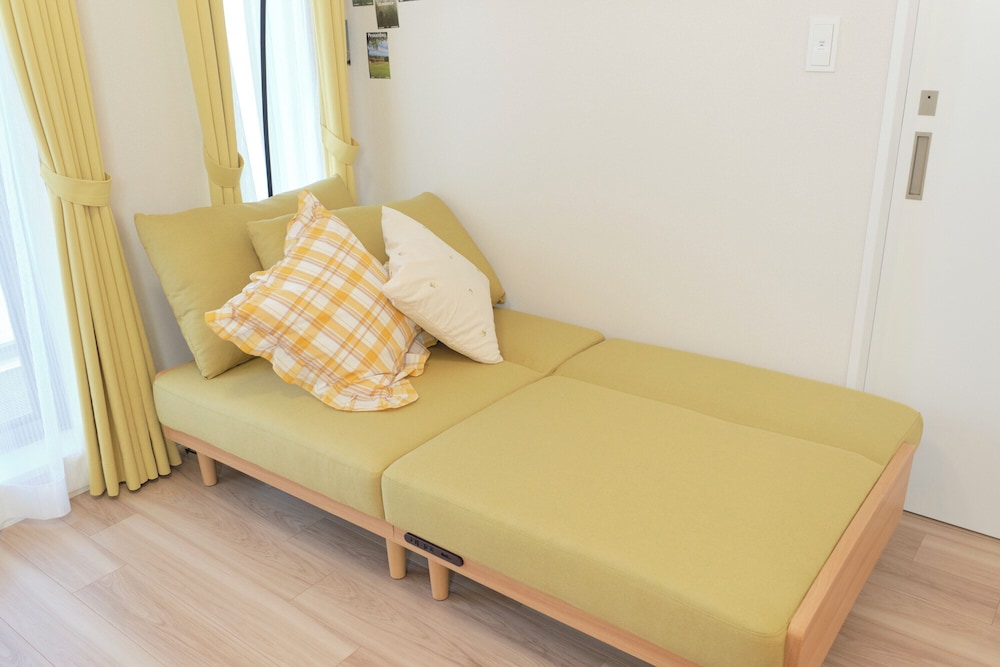 Bタイプ (5名収容) 禁煙 客室18 | エブリネット新宿 II by Tranova