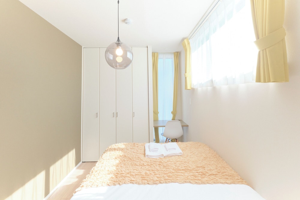 Bタイプ (5名収容) 禁煙 客室20 | エブリネット新宿 II by Tranova