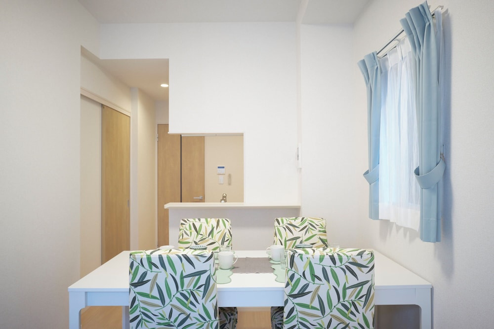 A (4人収容) 禁煙 (101) リビング エリア3 | G-Stage 01 IKEBUKURO by Tranova