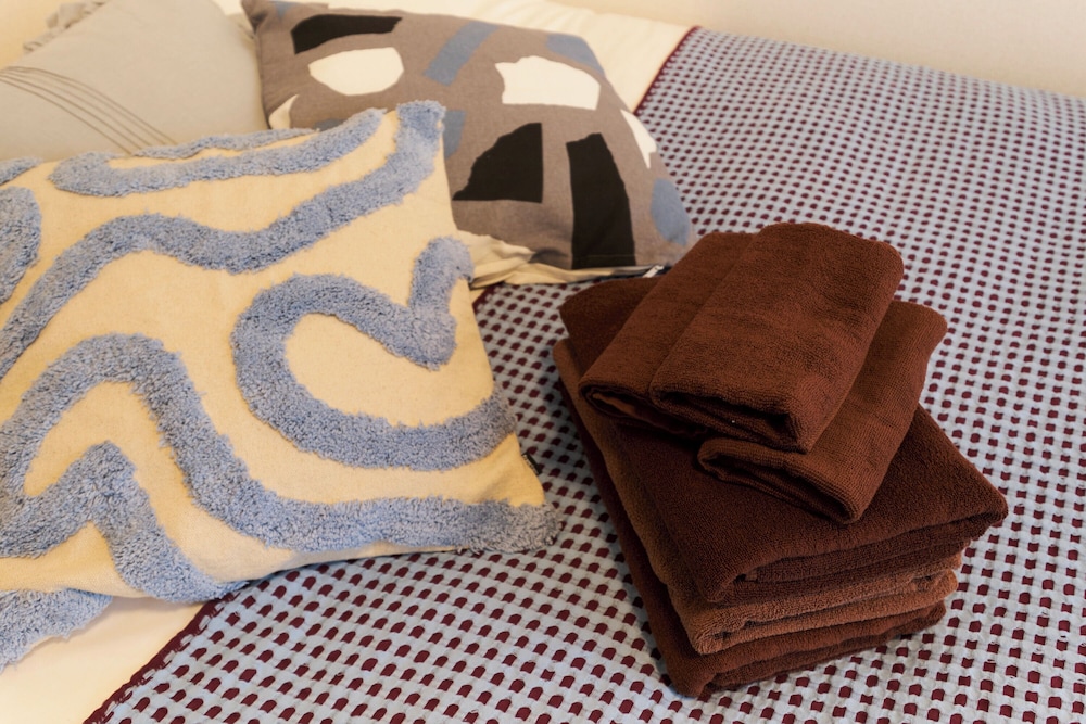 D (3人収容) 禁煙 客室6 | G-Stage 01 IKEBUKURO by Tranova