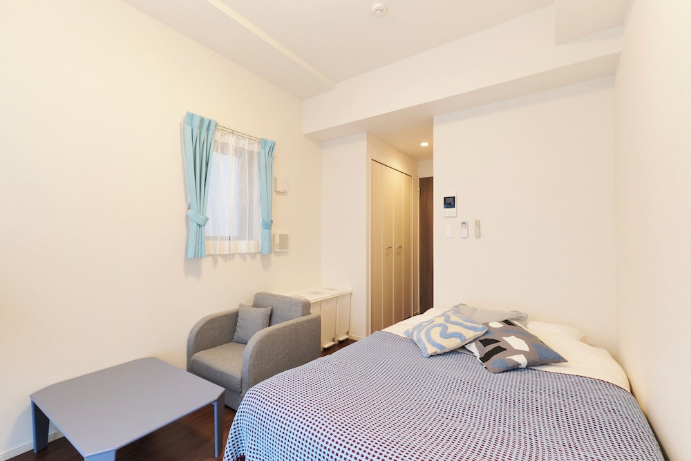 D (3人収容) 禁煙 客室5 | G-Stage 01 IKEBUKURO by Tranova