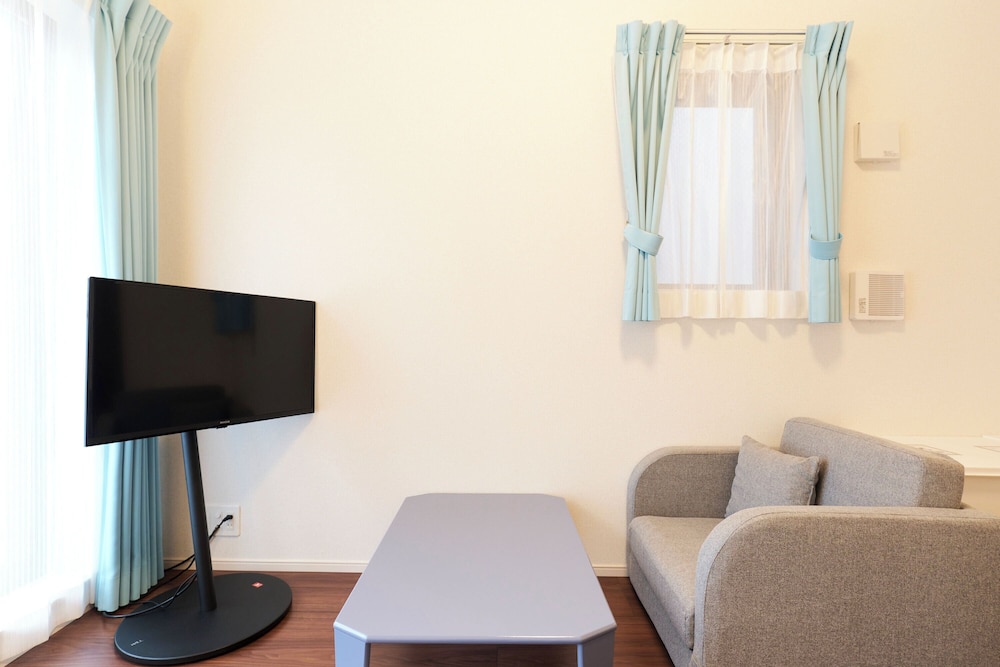 D (3人収容) 禁煙 客室4 | G-Stage 01 IKEBUKURO by Tranova