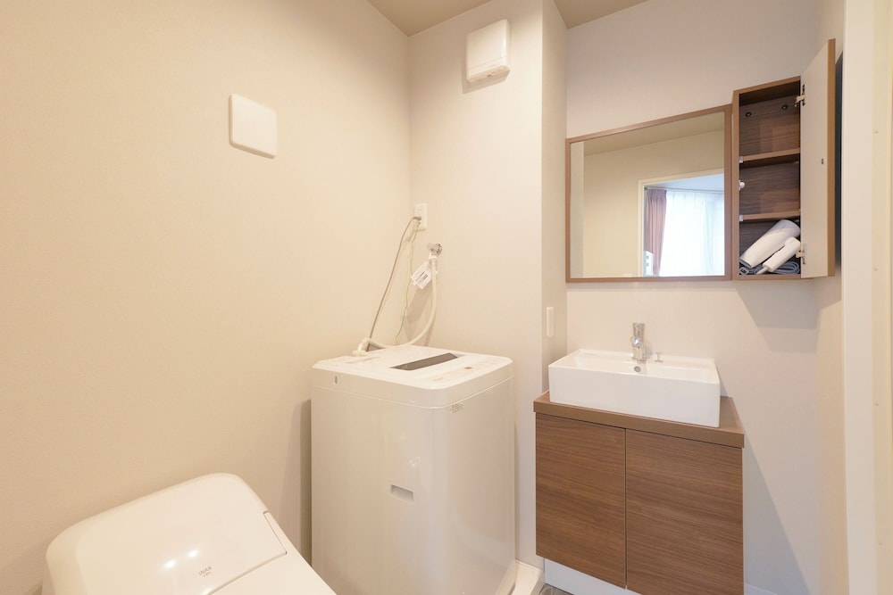 B 禁煙 バスルーム1 | フィオーレ錦糸町 by Tranova