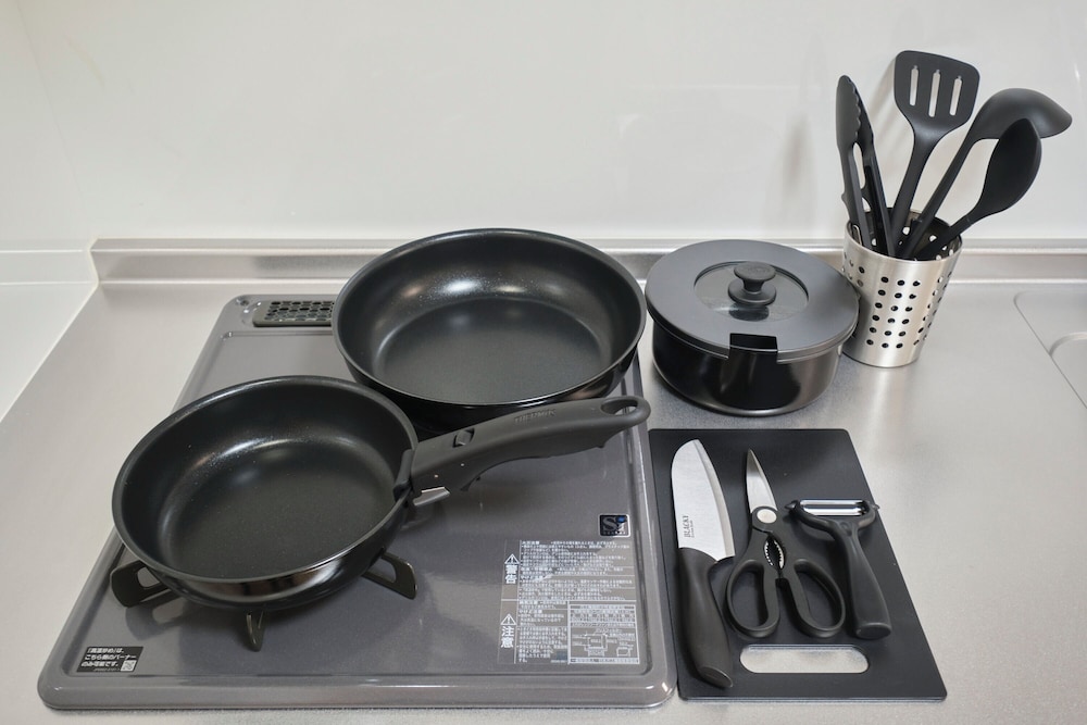 102/Non-smoking/6ppl 専用キッチン2 | J-ARC 曙橋 by Tranova