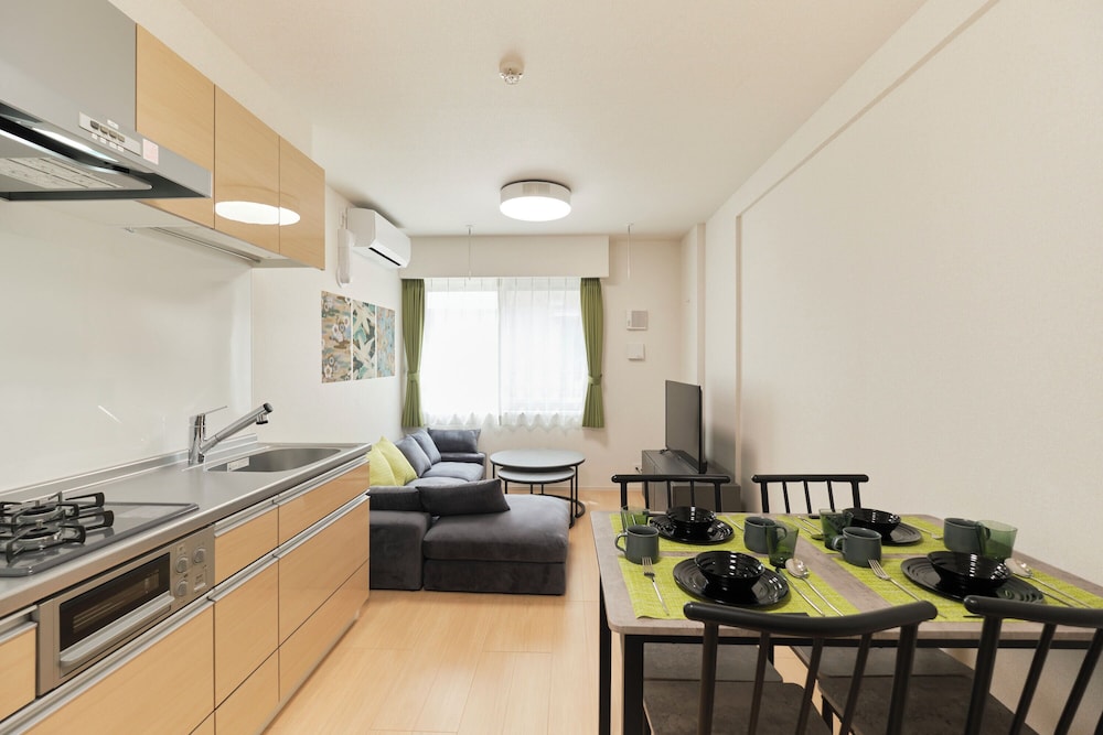 B (6名収容) 禁煙 | J-ARC 曙橋