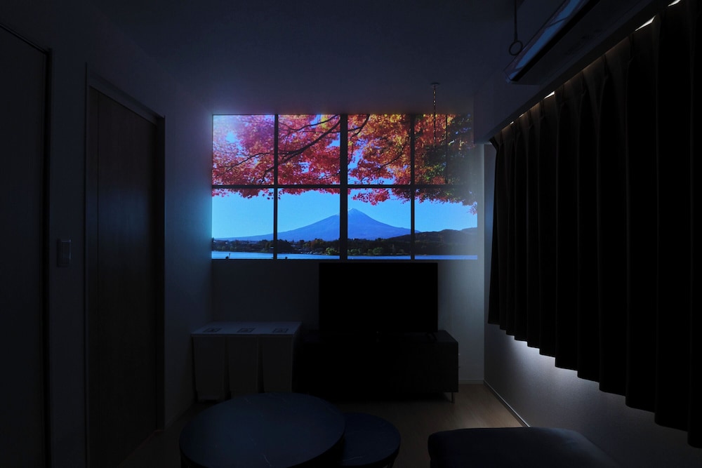 C (7名収容) 禁煙 リビング エリア0 | J-ARC 曙橋 by Tranova