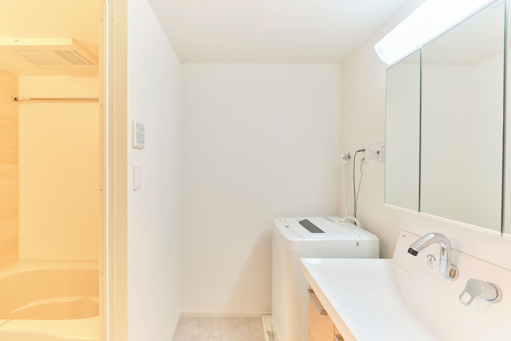 B (6名収容) 禁煙 バスルーム0 | J-ARC 曙橋