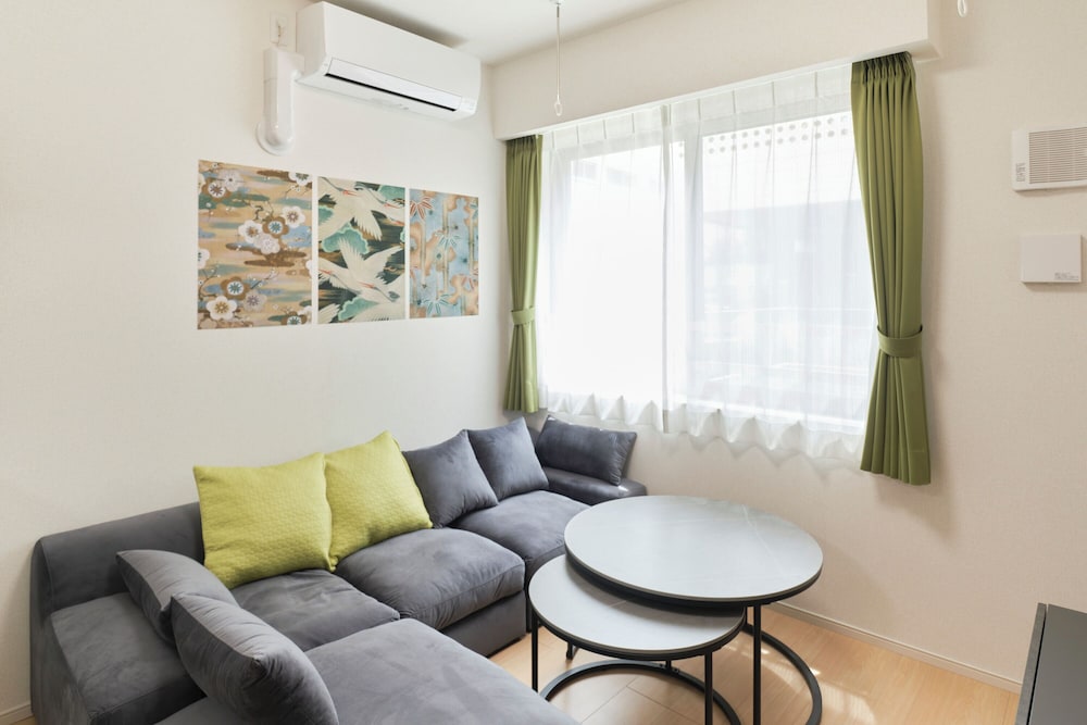 B (6名収容) 禁煙 リビング エリア4 | J-ARC 曙橋