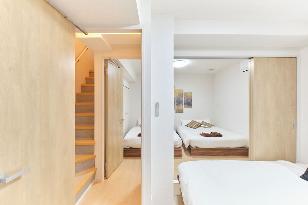 C (7名収容) 禁煙 客室2 | J-ARC 曙橋 by Tranova