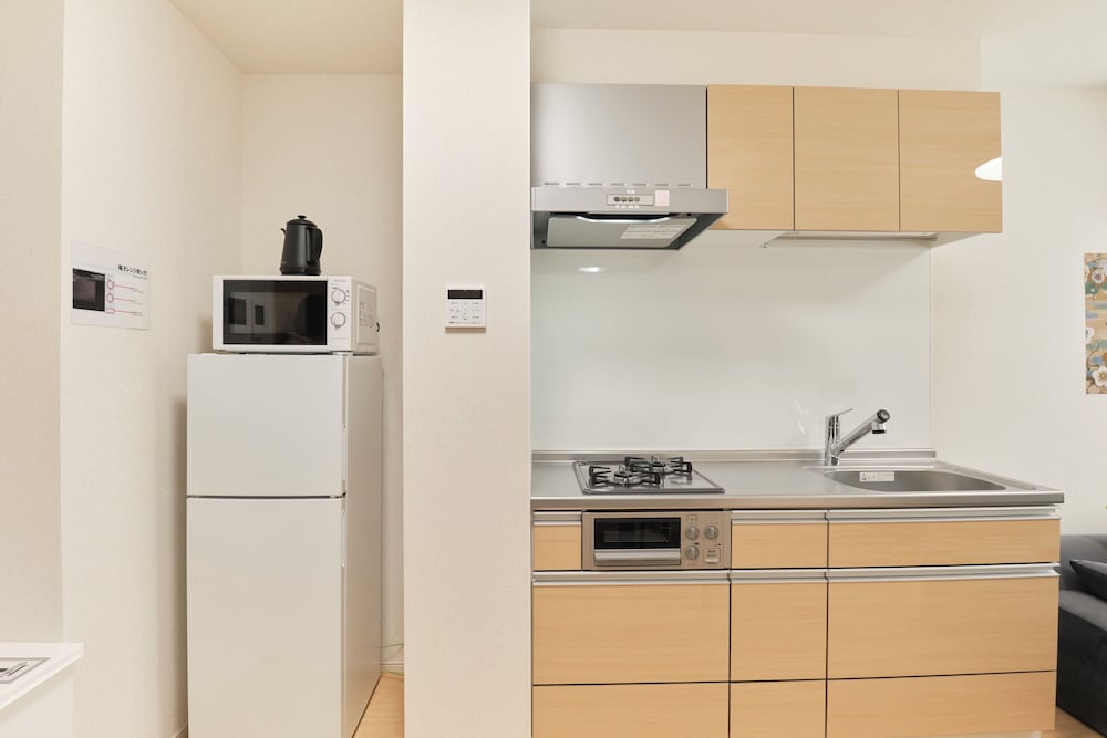 B (6名収容) 禁煙 専用キッチン1 | J-ARC 曙橋