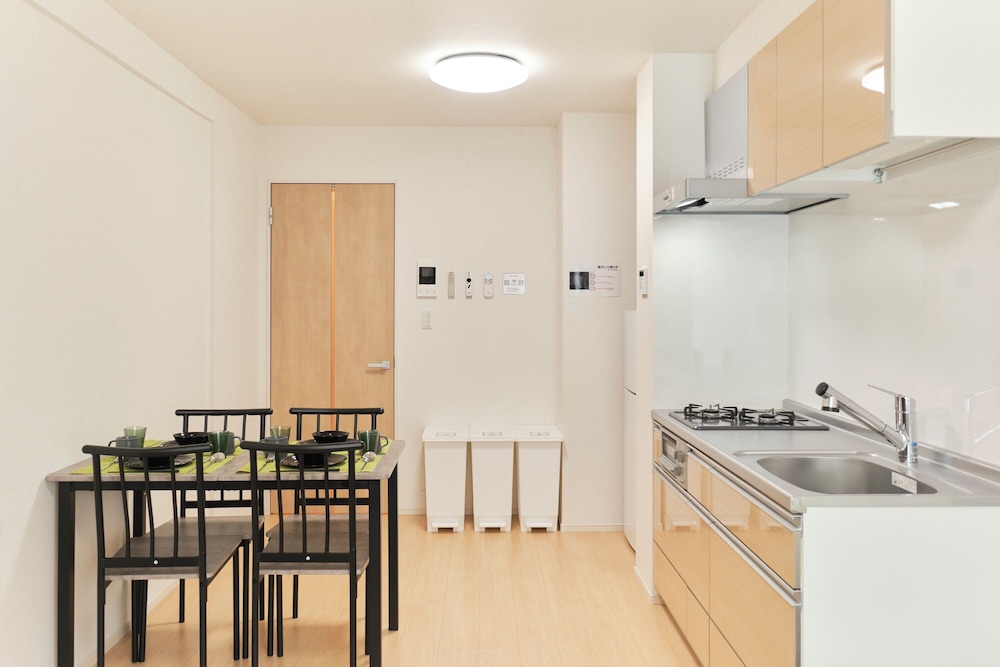 B (6名収容) 禁煙 専用キッチン3 | J-ARC 曙橋