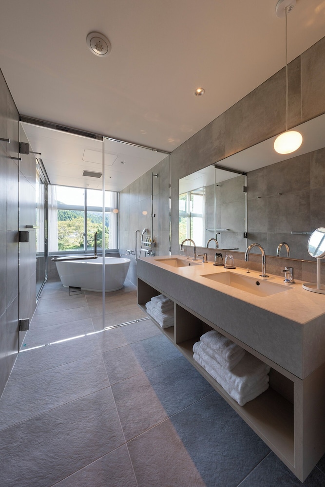 スイート 禁煙 バスルーム0 | オーベルジュeaufeu