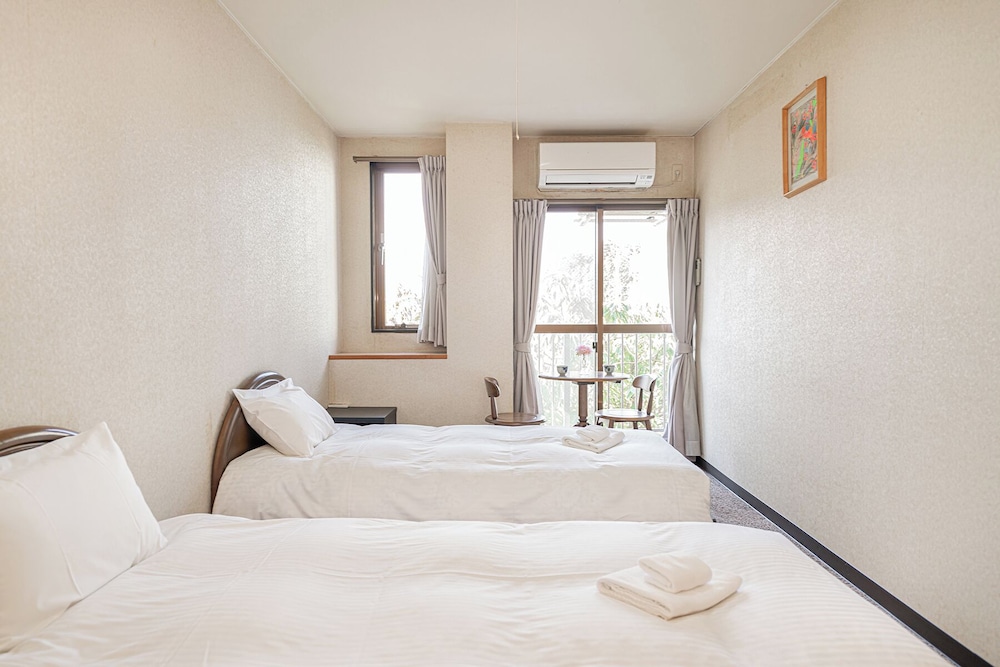 ベーシック ツインルーム 禁煙 | 富士見の宿