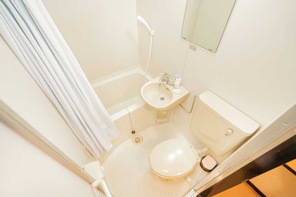 スタンダード ツインルーム 禁煙 マウンテンビュー バスルーム0 | 富士見の宿