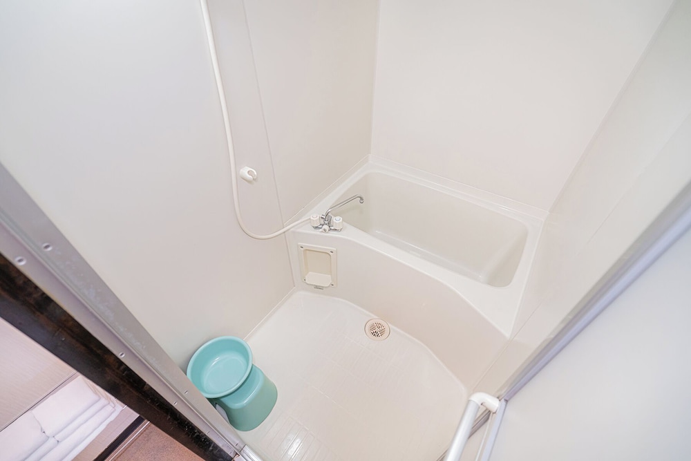 ファミリー トリプルルーム 禁煙 マウンテンビュー バスルーム0 | 富士見の宿