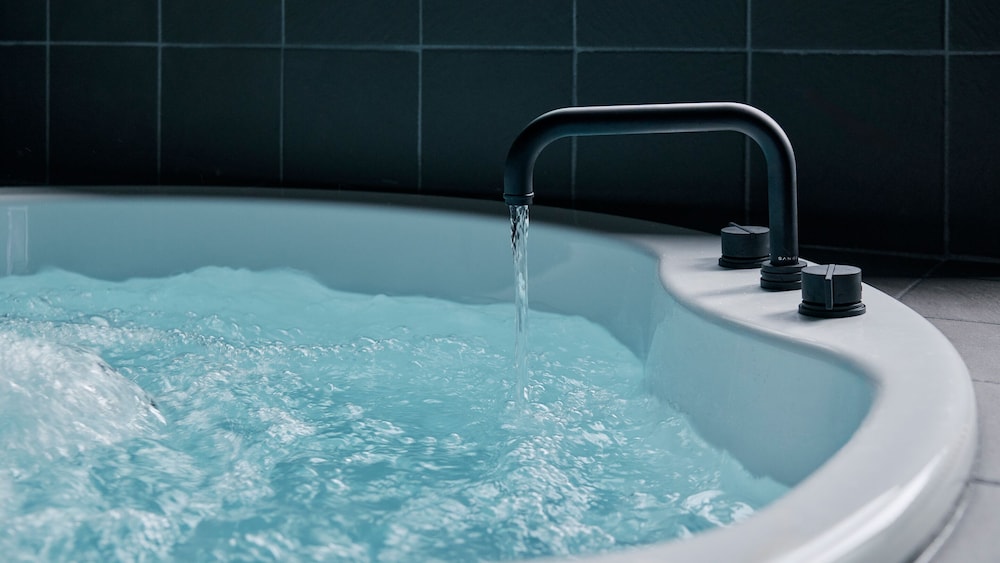 ラグジュアリー ヴィラ ガーデンビュー バスルーム0 | GLAMDAY STYLE HOTEL SUITE 山ノ麓