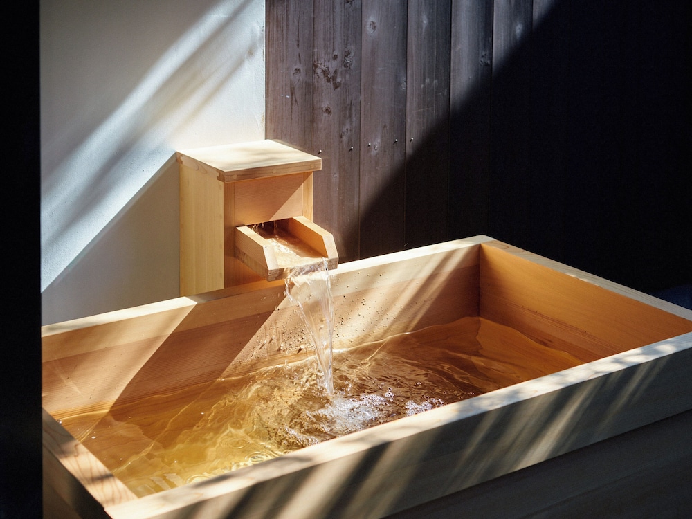 [雪見] 2階建て京町家スイート 3ベッドルーム 露天風呂付 禁煙 (1-6名) 深めの浴槽0 | Kyoto Machiya 鴨川ガーデンズ