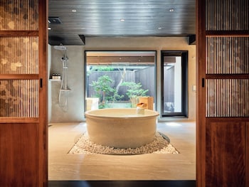 Kyoto Machiya 鴨川ガーデンズ