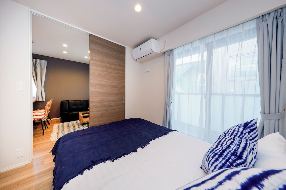 room3/5名収容 禁煙 客室2 | パシフィックコースト江ノ島 by Tranova