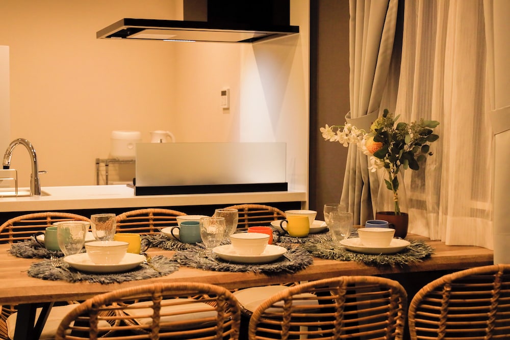 room3/5名収容 禁煙 専用キッチン5 | パシフィックコースト江ノ島 by Tranova